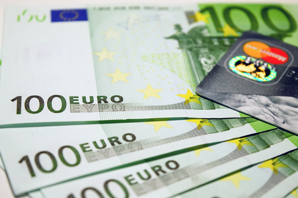 eu-gesetz-gegen-geldwaesche-barzahlungslimit-bei-10.000-euro