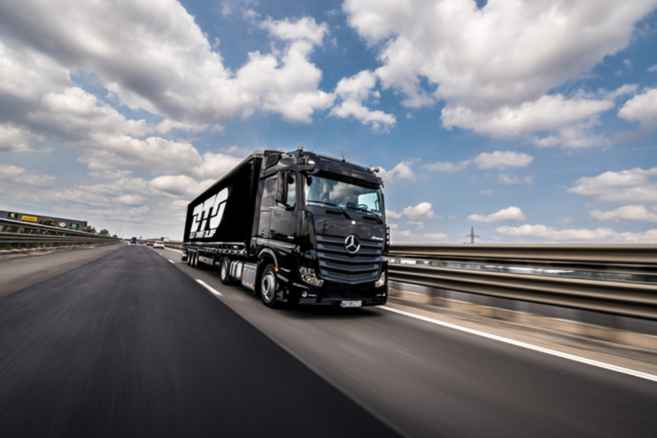 rückgang-der-verkaufszahlen-bei-daimler-truck