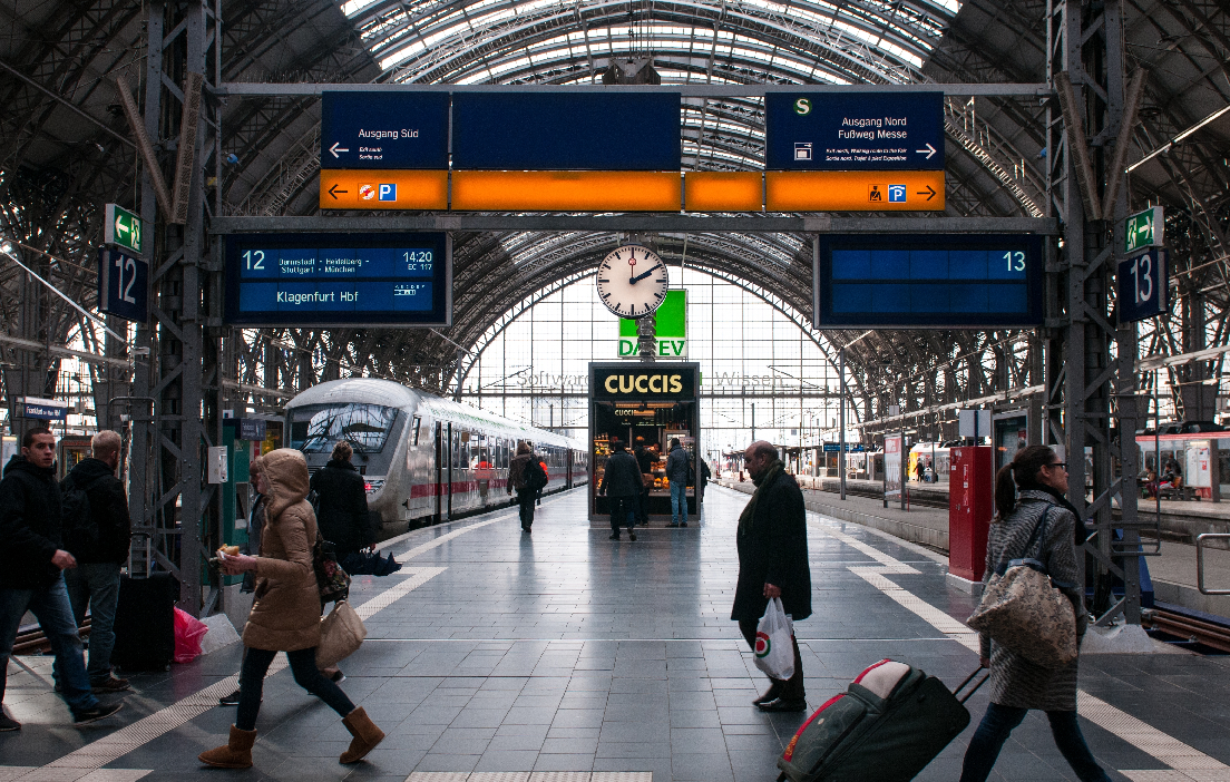 Deutsche Bahn streicht gedruckte Ankunftspläne