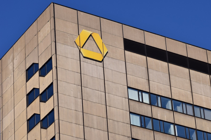 commerzbank-aktie-fällt-übernahmepläne-vor-dem-aus