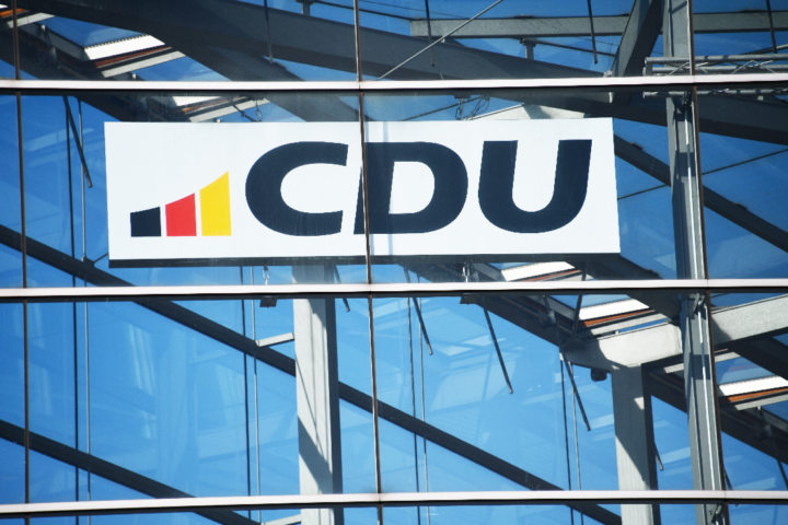 cdu-und-csu-präsentieren-gemeinsames-wahlprogramm