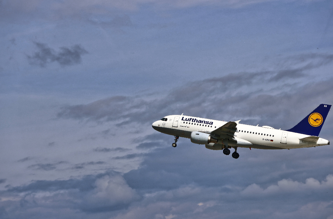 lufthansa-plant-10.000-neueinstellungen-für-2025