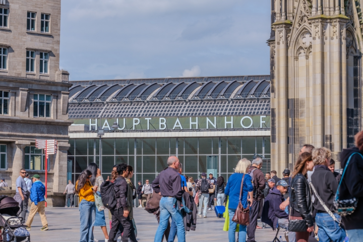 warnstreiks-legen-oeffentlichen-dienst-in-niedersachsen-lahm