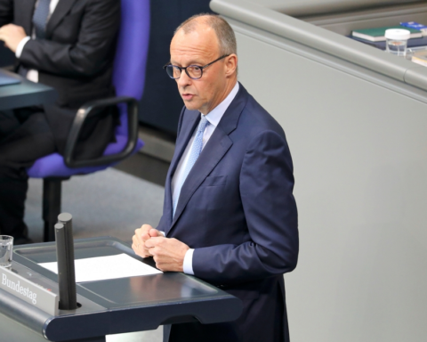 neuer-kurs-für-deutschland:-merz’-erste-regierungserklärung