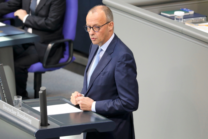 neuer-kurs-für-deutschland:-merz’-erste-regierungserklärung