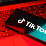 tiktok-droht-millionenstrafe-wegen-werbetransparenz