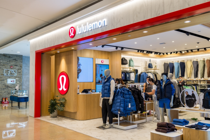 zölle-belasten-sportmode-markt:-lululemon-im-freien-fall