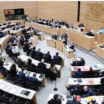 hakenkreuz-eklat-erschüttert-den-landtag-in-stuttgart