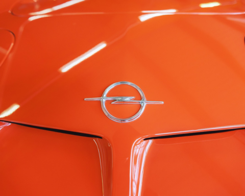 opel-korrigiert-seine-elektrostrategie