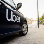 uber-meldet-gewinnsprung-und-plant-robotaxi-offensive