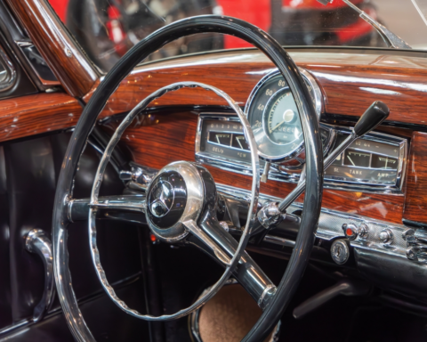 autoaktien-im-minus:-eu-gipfel-sorgt-für-nervosität