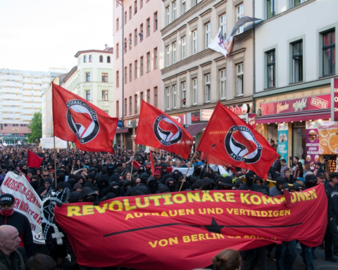 orbán-fordert-harte-linie-gegen-antifa