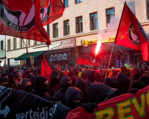 trump-erklärt-antifa-offiziell-zur-terrororganisation