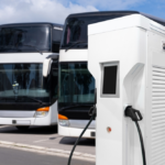 daimler-truck-investiert-in-eigene-ladepunkte-für-e-busse
