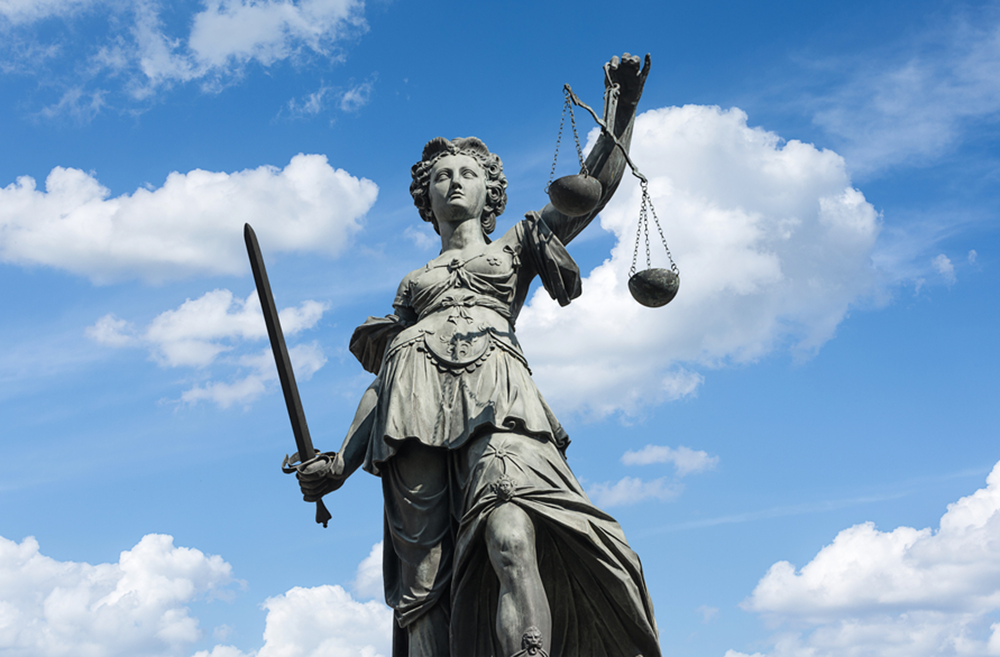 justiz-im-stillstand:-deutschlands-gerichte-am-limit